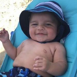 Meet your Posher, Iris